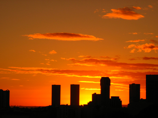 ホノルルの夕陽２