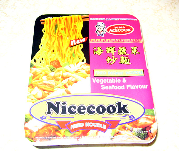 カップ麺２