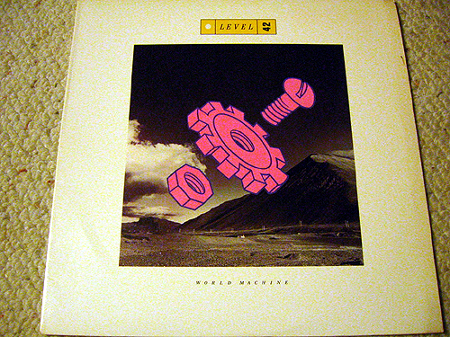 LEVEL42：WORLD